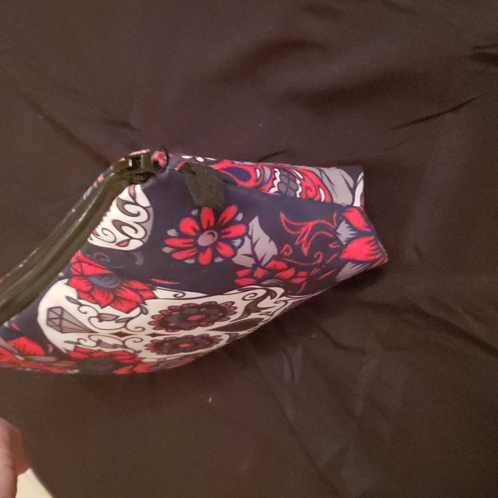 Sugar Skull & Floral Print Cosmetic Travel Bag- 8.5" x 5.5" x 2" - Picture 6 of 12